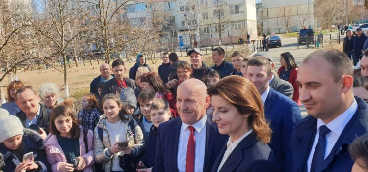 Нова Каховка зустрічає поважних гостей!